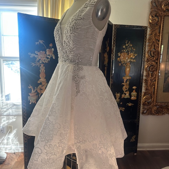 Short Wedding White Lace Dress. After ceremony party dress. Engagement dress - threedaughtersproperties.com Short Wedding White Lace Dress. After ceremony party dress. Engagement dress - threedaughtersproperties.com